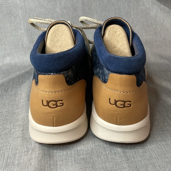 UGG Hulman Bandana Blue Suede Shoes Leather Chukka Lace Up Ankle Boots Mens 9 main image 3